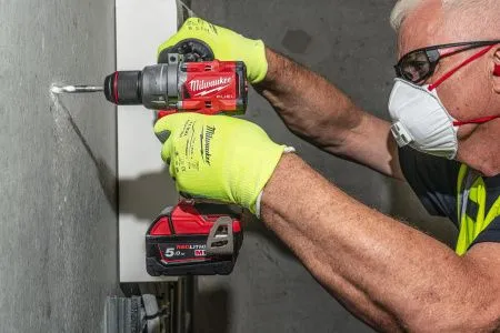 Аккумуляторная ударная дрель-шуруповерт M18 FPD3-0 Milwaukee купить в Минске Аккумуляторная ударная дрель-шуруповерт M18 FPD3-0 Milwaukee купить в Минске