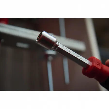 Hollowcore™ Отвертка для гаек Нех 5 мм Milwaukee купить в Минске