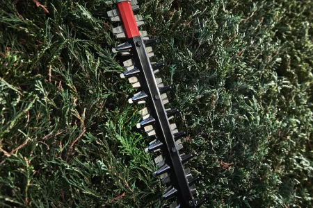 Аккумуляторный кусторез M18 FHET45-802 FUEL Milwaukee купить в Минске