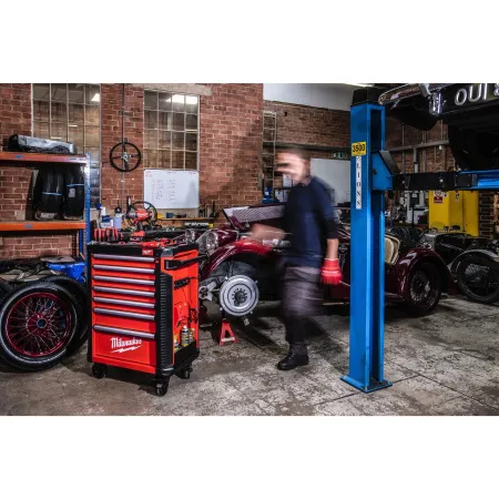 Инструментальная тележка 30˝ / 78 см, 7 полок (1 шт.) Milwaukee купить в Минске