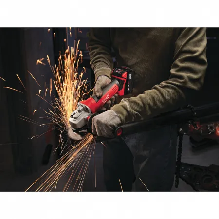M18™ 125 мм углошлифовальная машина с выключателем лопаточного типа HD18 AG-125-402C Milwaukee купить в Минске