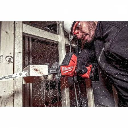 M18 FUEL™ HACKZALL™ компактная сабельная пила M18 FHZ-0X Milwaukee купить в Минске