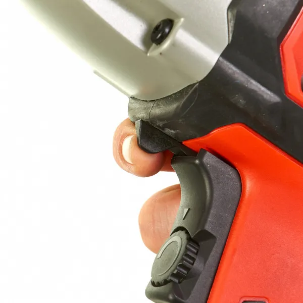 Гайковерт ударный IPWE 400 R (1/2'') Milwaukee купить в Минске