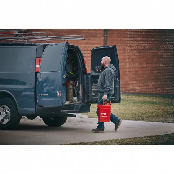 M12™ субкомпактная прочистная машина с тросиком 6 мм M12 BDC6-202C Milwaukee купить в Минске