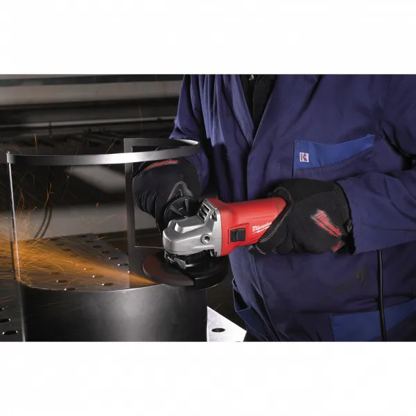 1000 Вт углошлифовальная машина AG 10-125 EK Milwaukee купить в Минске