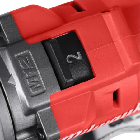 Аккумуляторная дрель-шуруповерт M12 FDD2-202X Milwaukee купить в Минске