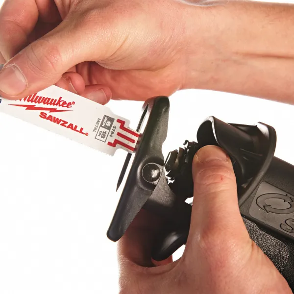 Сабельная пила SAWZALL® 1300 Вт с поворачивающейся рукояткой SSPE 1300 RX Milwaukee купить в Минске