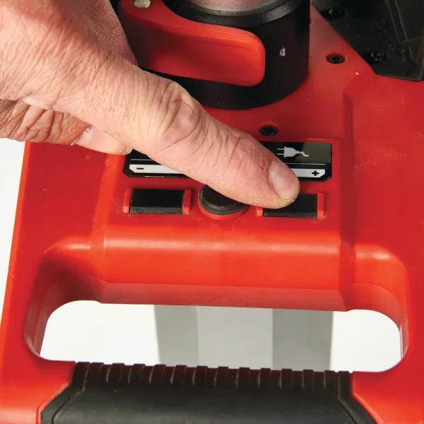 M18™ высокопроизводительная светодиодная мачта освещения M18 HSAL-502B Milwaukee купить в Минске