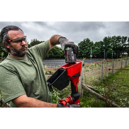 Аккумуляторный насос для перекачки воды Milwaukee M18 BLSWP-801 [FORGE™] Milwaukee купить в Минске