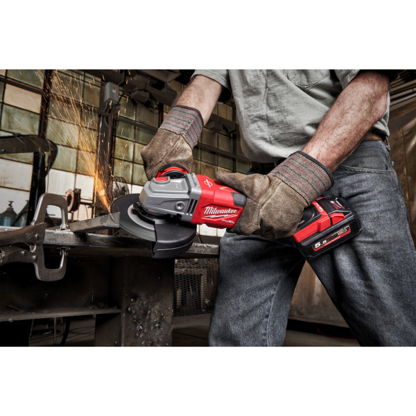 Набор Milwaukee M18 FHSAG-PROMO купить в Минске Набор Milwaukee M18 FHSAG-PROMO купить в Минске