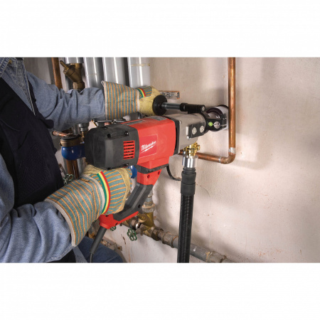 Трехскоростная комбинированная дрель для алмазного сверления DD 3-152 Milwaukee купить в Минске