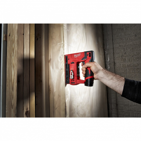 M12™ субкомпактный степлер M12 BST-0 Milwaukee купить в Минске M12™ субкомпактный степлер M12 BST-0 Milwaukee купить в Минске