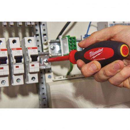 VDE изолированные отвертки SW10 x 125 Milwaukee купить в Минске