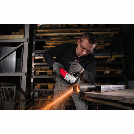 Углошлифовальная машина 1200 Вт AGV 12 Milwaukee купить в Минске