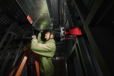 Аккумуляторный фонарь с шарнирным световым блоком M18 PAL2-0 (замена для 4933464105) Milwaukee купить в Минске