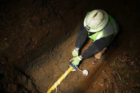 Налобный фонарь на батарейках ISHL-LED Milwaukee купить в Минске