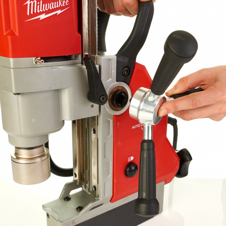 Дрель на магнитной станине с постоянным магнитом MDP 41 Milwaukee купить в Минске