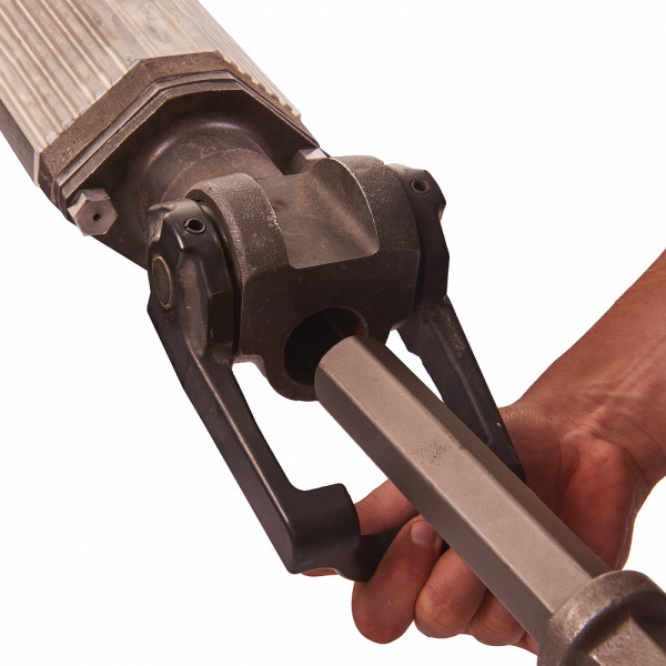 20 кг Отбойный молоток с хвостовиком 28 мм Hex K 2000 H Milwaukee купить в Минске