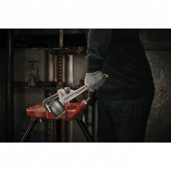 Алюминиевый трубный ключ 300 мм Milwaukee купить в Минске Алюминиевый трубный ключ 300 мм Milwaukee купить в Минске