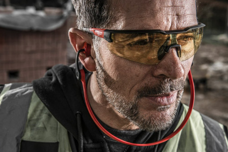 Очки с защитой от царапин и запотевания желтые Milwaukee купить в Минске