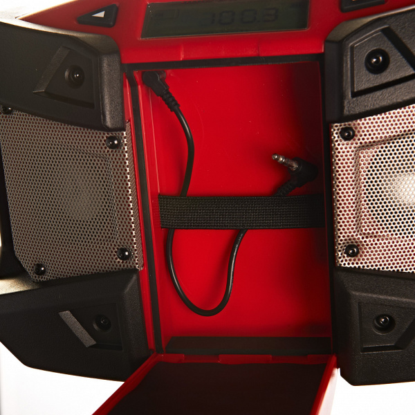 M12™ субкомпактное радио с возможностью подключения MP3 плееров C12 JSR Milwaukee купить в Минске M12™ субкомпактное радио с возможностью подключения MP3 плееров C12 JSR Milwaukee купить в Минске