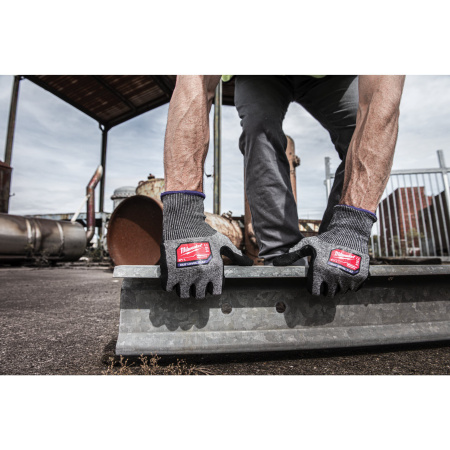 Перчатки Cut Level с защитой от минимальных рисков, уровень защиты F/6, размер S/7 Milwaukee купить в Минске