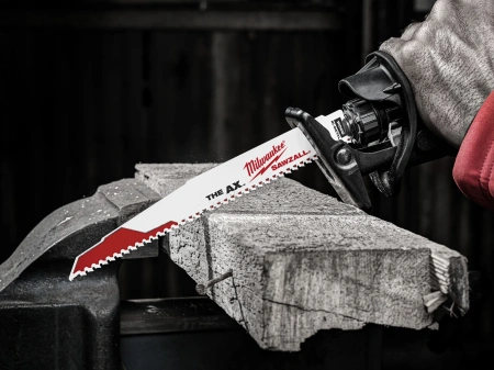 Полотно для сабельной пилы, демонтажное по дереву, дереву с гвоздями, пластику THE AX 150 мм/ шаг зуба 5 мм (5 шт) (экоупак.) (замена для 48005021) Milwaukee купить в Минске