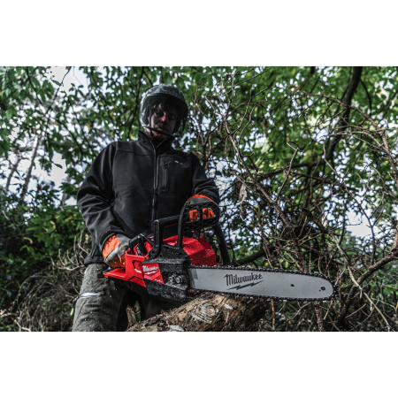 Аккумуляторная цепная пила M18 FCHS35-122 FUEL Milwaukee купить в Минске