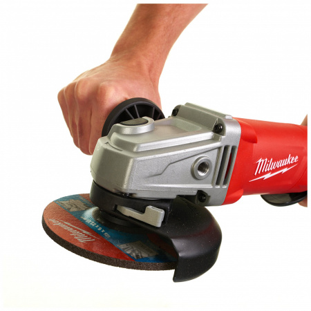 углошлифовальная машина 1250 ВТ AG 13 XSPD Milwaukee купить в Минске