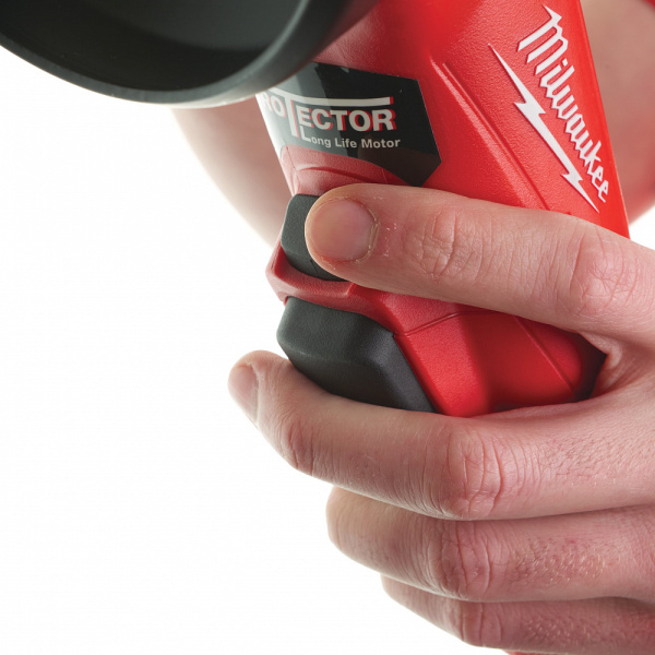 Углошлифовальная машина 1200 Вт AGV 12 Milwaukee купить в Минске