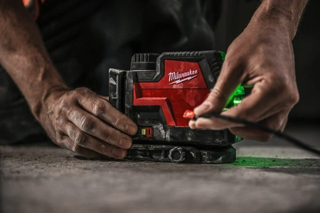 Нивелир лазерный линейно-точечный L4 CLLP-301C Milwaukee купить в Минске