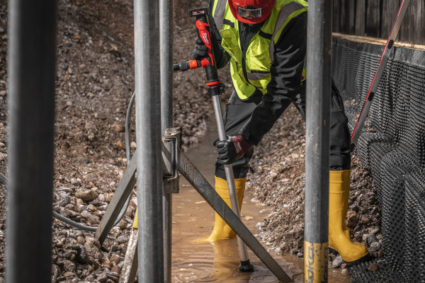 Насос для перекачки воды Hydropass™ M12 BSWP-0 Milwaukee купить в Минске