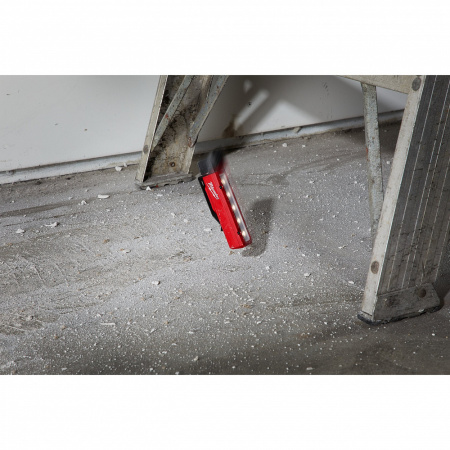 Карманный фонарь на батарейках FL-LED Milwaukee купить в Минске