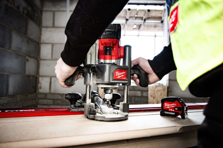 Аккумуляторный фрезер M18 FR12KIT-0P Milwaukee купить в Минске