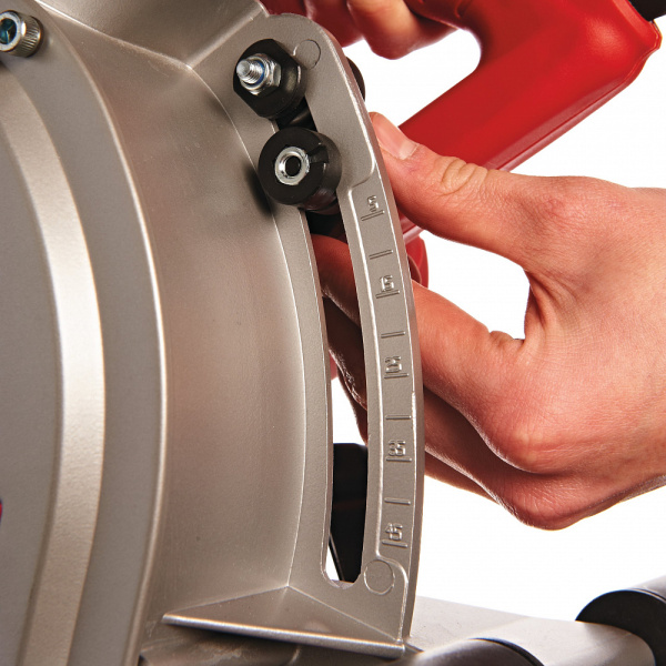 Штроборез мощностью 1900 Вт, диск 150 мм, глубина реза 45 мм WCS 45 Milwaukee купить в Минске