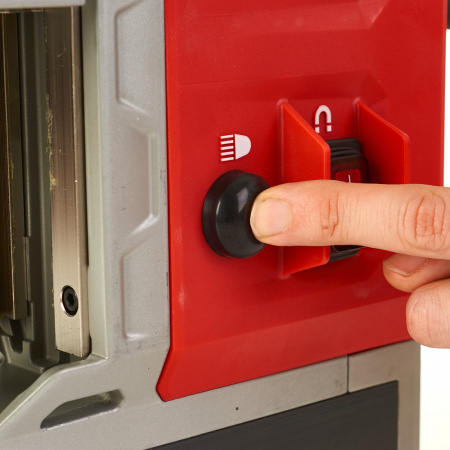 Дрель на магнитной станине с электромагнитом MDE 41 Milwaukee купить в Минске