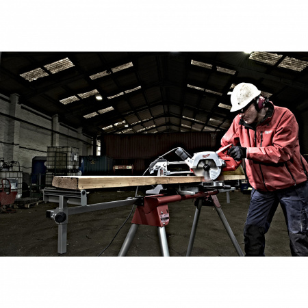 Торцовочная пила 216 мм (8 ½") с протяжкой Milwaukee купить в Минске