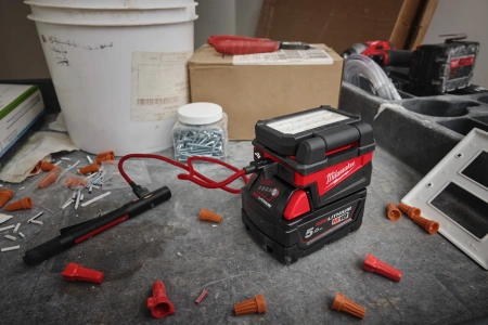 Аккумуляторный фонарь M18 ALIS-0 Milwaukee купить в Минске