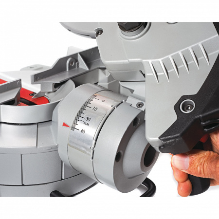 Торцовочная пила 216 мм (8 ½") с протяжкой Milwaukee купить в Минске