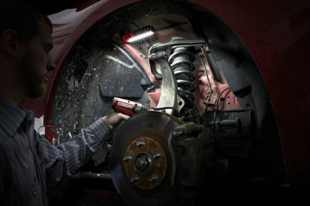 Фонарь 445 лм, заряжаемый через USB L4 FL-301 Milwaukee купить в Минске