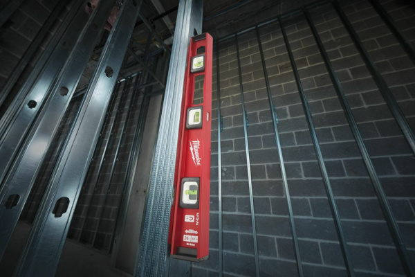 Уровень I-BEAM 60 см, магнитный Milwaukee купить в Минске