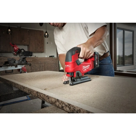 Аккумуляторный лобзик Milwaukee M18 FJS-502X FUEL (Li-Ion5Ач) + M18 BDD-0 В ПОДАРОК! (Арт. PT2509011) Milwaukee купить в Минске