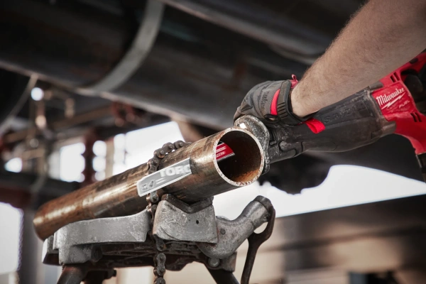 Полотно для сабельной пилы по металлу и чугуну с твердосплавными зубьями THE TORCH CARBIDE TEETH 230 мм/ шаг зуба 3.17 мм (1 шт) (экоупак.) (замена для 48005202) Milwaukee купить в Минске