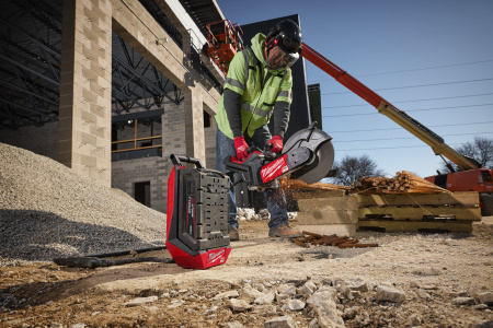 Портативный аккумулятор MXF PBE-0 Milwaukee купить в Минске