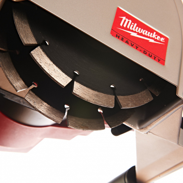 Штроборез мощностью 1900 Вт, диск 150 мм, глубина реза 45 мм WCS 45 Milwaukee купить в Минске