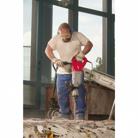 10 кг отбойный молоток K 900 K Milwaukee купить в Минске 10 кг отбойный молоток K 900 K Milwaukee купить в Минске