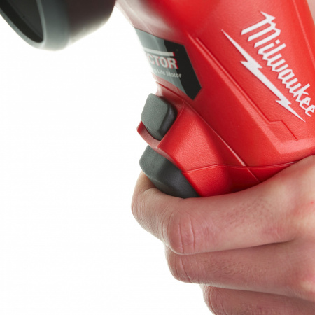 Углошлифовальная машина 1200 Вт AGV 12 Milwaukee купить в Минске