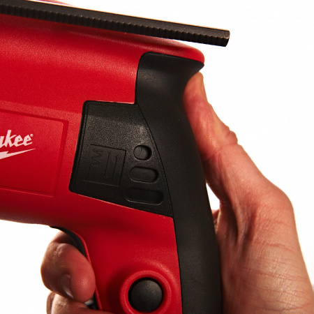 630 Вт односкоростная дрель DE 13 RP Milwaukee купить в Минске 630 Вт односкоростная дрель DE 13 RP Milwaukee купить в Минске