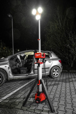 M18 HOSALC-0 Высокомощная мачта освещения / зарядное устройство Milwaukee купить в Минске