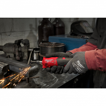 M12 FUEL™ цанговая прямошлифмашина M12 FDGS-422B Milwaukee купить в Минске M12 FUEL™ цанговая прямошлифмашина M12 FDGS-422B Milwaukee купить в Минске